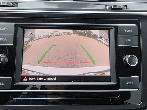 Used 2024 Volkswagen Tiguan S image 14