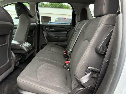Used 2016 GMC Acadia SLE FWD image 21