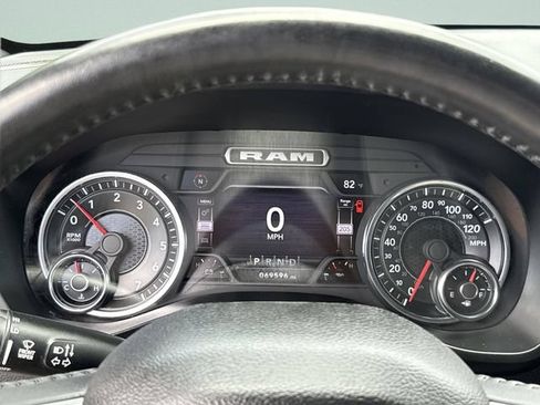 Used 2024 RAM 1500 Laramie AWD/4WD image 46
