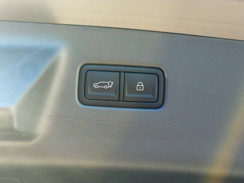 New 2026 Hyundai Santa Fe SE FWD image 13