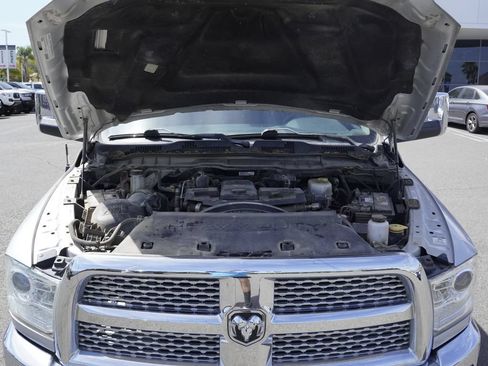 Used 2017 RAM 2500 Laramie AWD/4WD image 6
