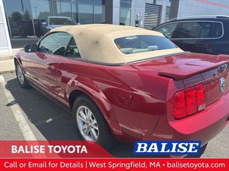 Used 2007 Ford Mustang Convertible RWD video 1
