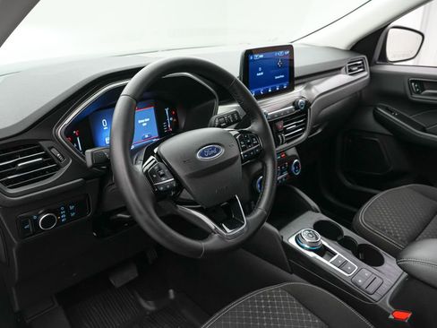 Certified 2024 Ford Escape Active AWD/4WD image 13