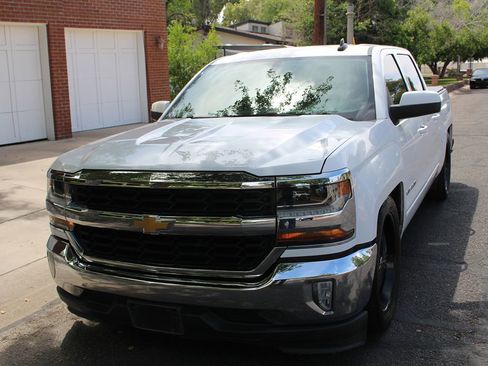 Used 2017 Chevrolet Silverado 1500 LT w/ All Star Edition RWD image 29