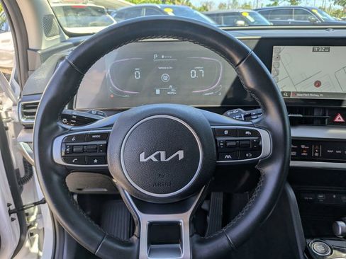 Certified 2025 Kia Sportage EX w/ Premium Package FWD image 30