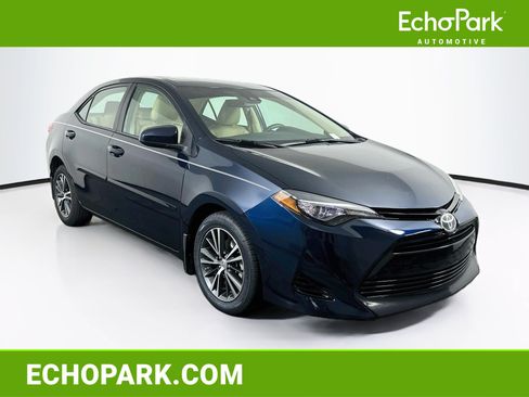 Used 2017 Toyota Corolla LE w/ LE Premium Package w/Moonroof FWD image 1