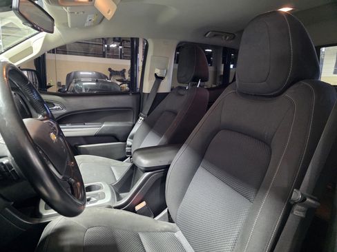Used 2016 Chevrolet Colorado LT w/ Midnight Edition image 14
