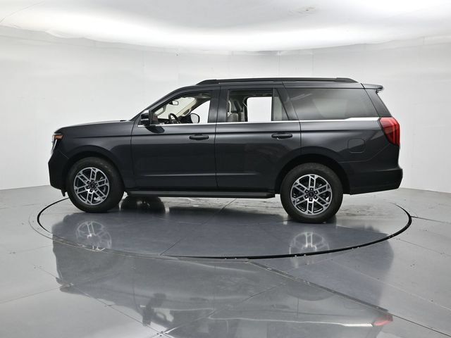 Certified 2025 Ford Expedition Active AWD/4WD image 8