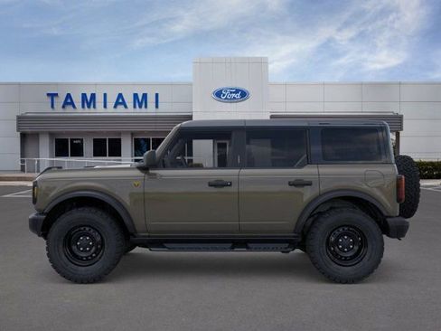 New 2026 Ford Bronco Badlands AWD/4WD image 3