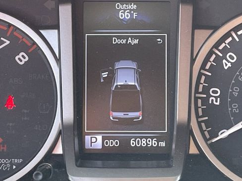 Used 2021 Toyota Tacoma SR5 image 8