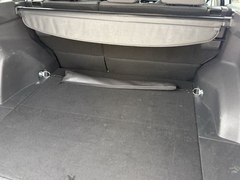 Used 2025 Toyota RAV4 XLE FWD image 31