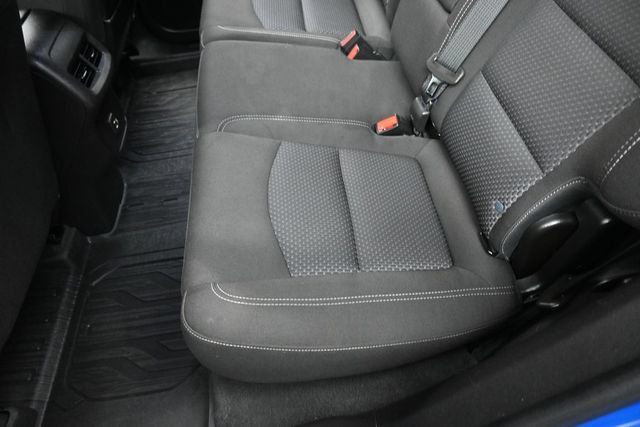Used 2024 GMC Terrain SLE w/ Driver Convenience Package FWD image 22