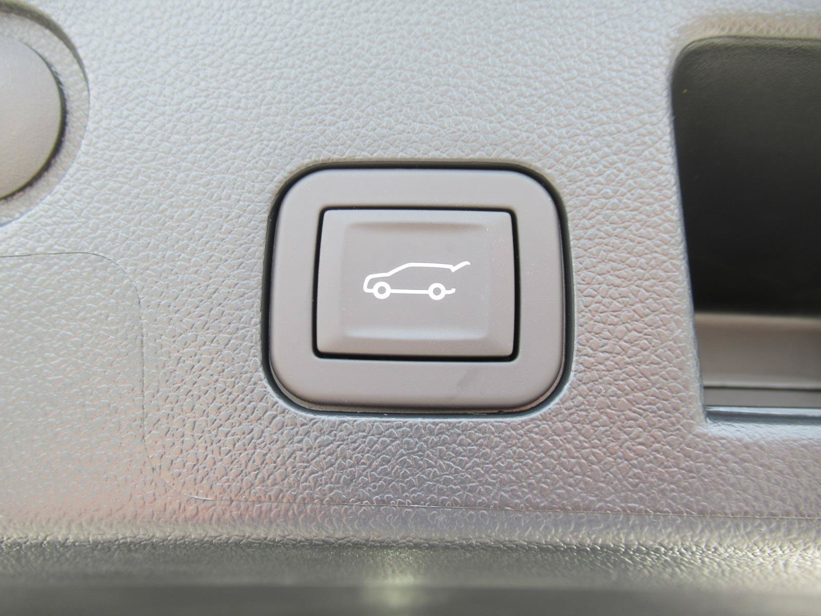 New 2027 GMC Terrain AT4 w/ Convenience Package III AWD/4WD image 35
