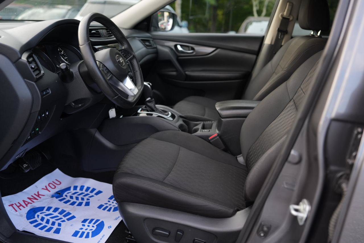 Used 2019 Nissan Rogue SV AWD/4WD image 19