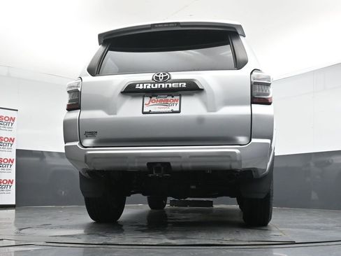 Used 2024 Toyota 4Runner TRD Off-Road AWD/4WD image 38