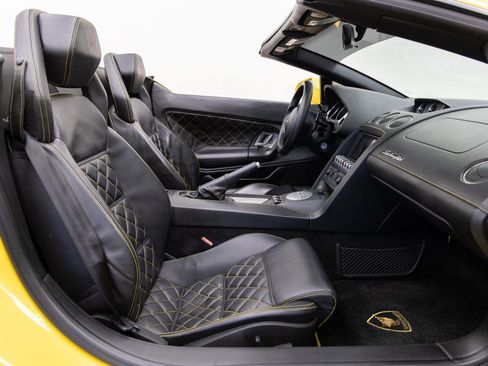 Used 2013 Lamborghini Gallardo LP 550-2 image 13