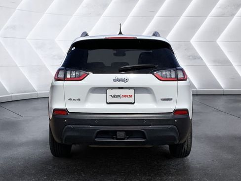 Used 2021 Jeep Cherokee Latitude Plus AWD/4WD image 5