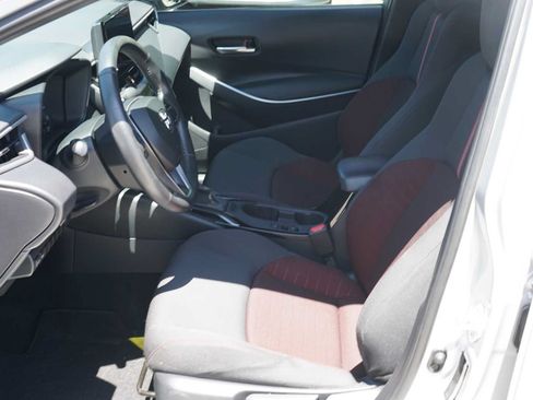 Used 2024 Toyota Corolla SE FWD image 9