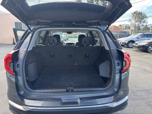 Used 2019 GMC Terrain SLT image 17