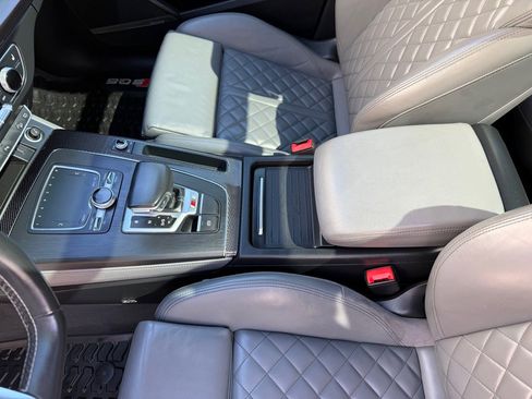 Used 2019 Audi SQ5 Premium Plus w/ Premium Plus Package AWD/4WD image 15