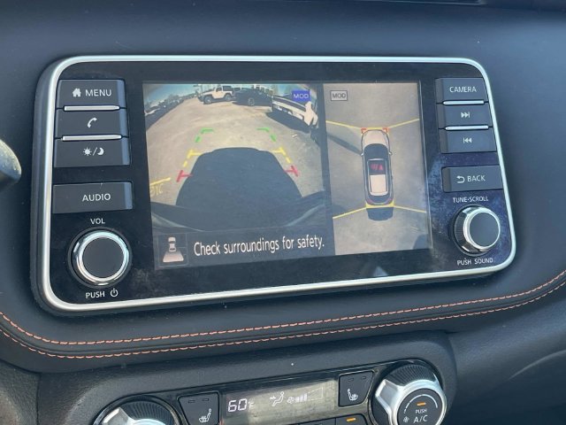 Used 2020 Nissan Kicks SR w/ SR Premium Package FWD image 28