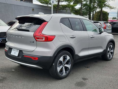 Certified 2023 Volvo XC40 B5 Plus w/ Protection Package Premier image 6