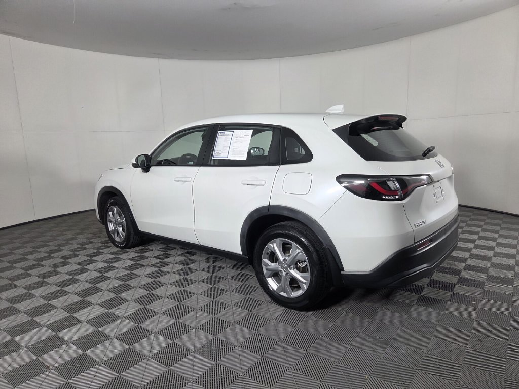 Used 2023 Honda HR-V LX image 27