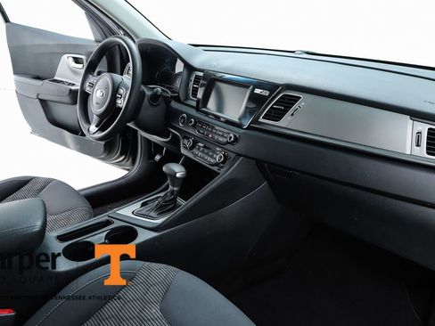 Used 2019 Kia Niro LX image 68