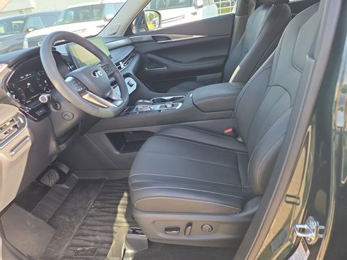 Used 2026 INFINITI QX60 Luxe w/ Cargo Package FWD image 5