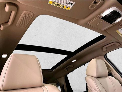 Used 2025 Acura MDX FWD w/ Technology Package image 17