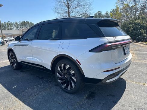 New 2026 Lincoln Nautilus Reserve w/ Jet Appearance Package image 8