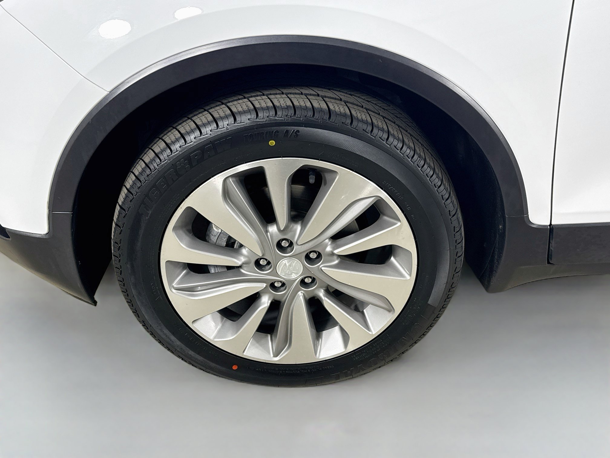 Used 2019 Buick Encore Preferred FWD image 32