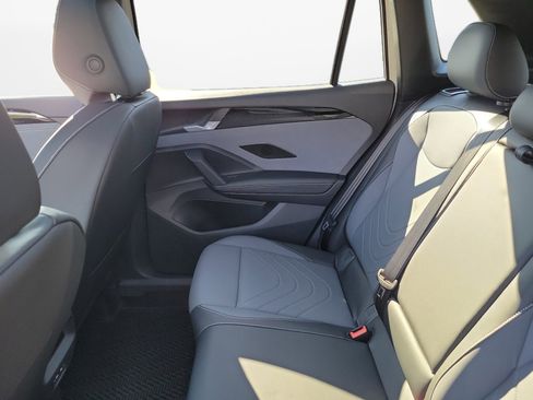 New 2026 Volkswagen Tiguan SE R-Line image 13