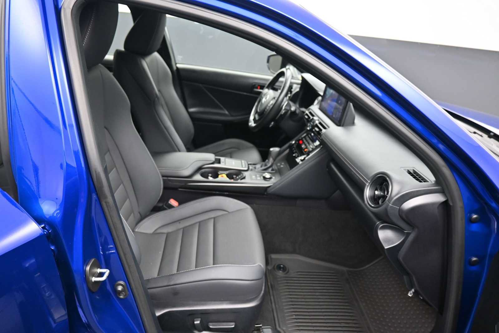 Used 2025 Lexus IS 350 F Sport w/ Navigation Package AWD/4WD image 28