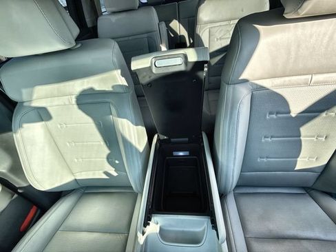 Used 2025 Hyundai Santa Fe Calligraphy FWD image 21