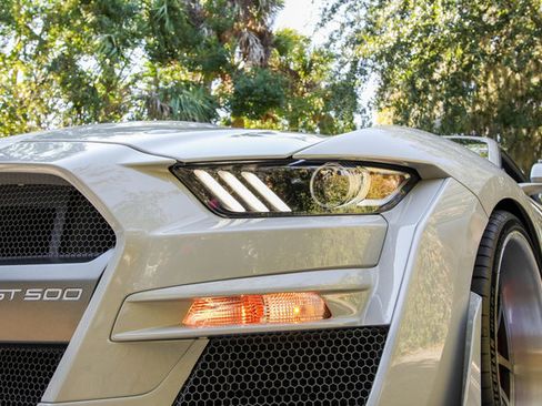 Used 2020 Ford Mustang Shelby GT500 w/ Technology Package image 78