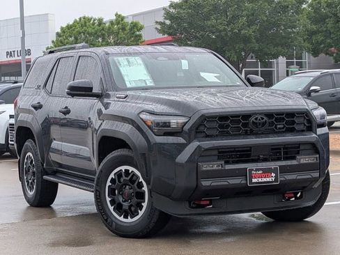 New 2026 Toyota 4Runner TRD Off-Road Premium AWD/4WD image 2