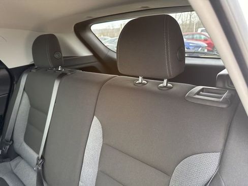 Used 2024 Chevrolet TrailBlazer LT w/ LT Cold Weather Package image 34