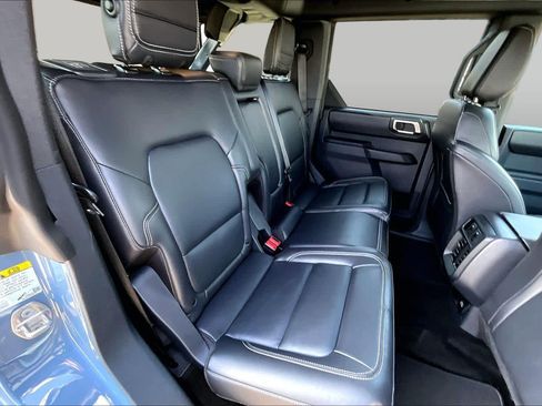 Certified 2025 Ford Bronco Outer Banks AWD/4WD image 20