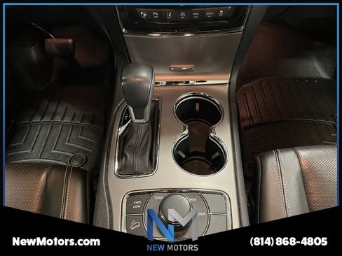 Used 2021 Jeep Grand Cherokee Limited w/ Quick Order Package 28K 80th AWD/4WD image 11