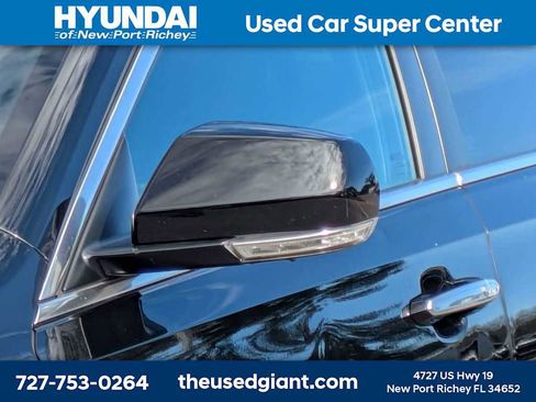 Used 2021 Cadillac CT4 Luxury image 11