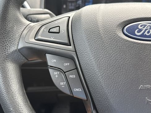 Used 2023 Ford Edge SE AWD/4WD image 16
