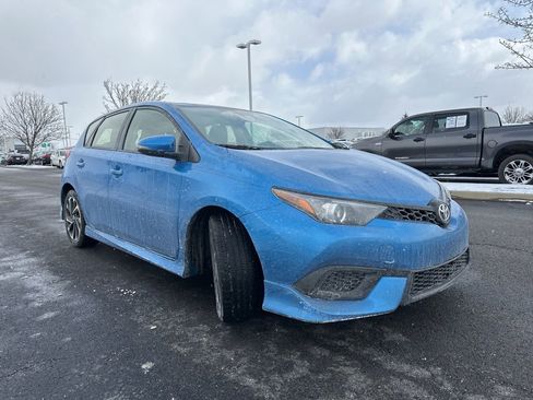 Used 2017 Toyota Corolla iM image 13