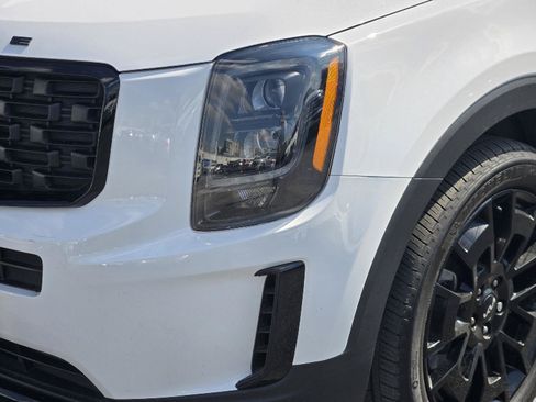 Used 2022 Kia Telluride EX w/ EX Premium Package AWD/4WD image 10