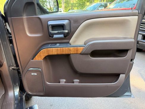 Used 2018 GMC Sierra 1500 SLT AWD/4WD image 26