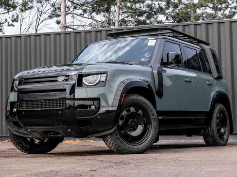 New 2026 Land Rover Defender 110 AWD/4WD image 1