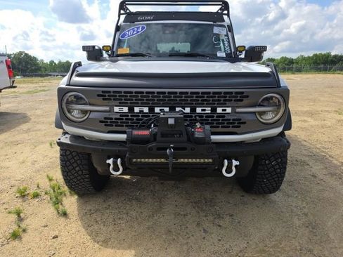 Used 2024 Ford Bronco Badlands AWD/4WD image 2