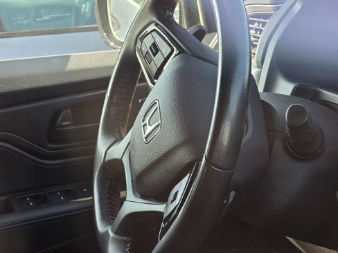 Used 2025 Honda Odyssey Sport-L image 18