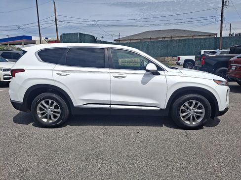 Used 2019 Hyundai Santa Fe SE AWD/4WD image 7