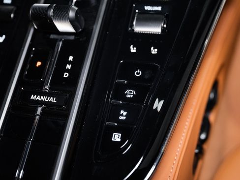 New 2026 Aston Martin V8 Vantage S image 29